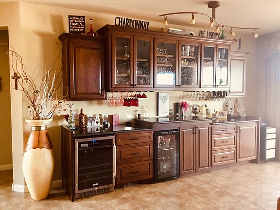 3rd image of 5528 N Globe Dr