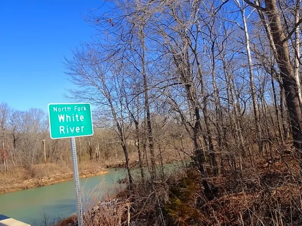 1963 State Route Pp, Tecumseh, MO 65760