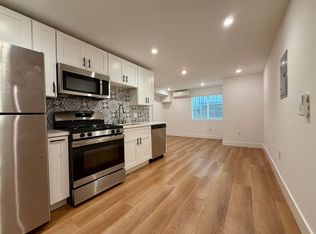 10877 Rose, Los Angeles, CA 90034