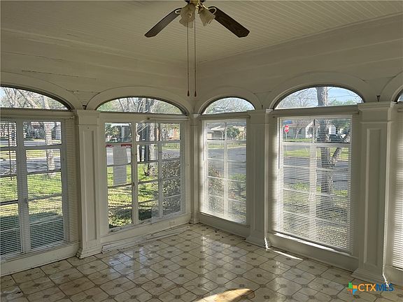 5th image of 1801 N Goldman St