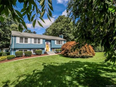 28 Applewood Drive, Shelton, CT, 06484