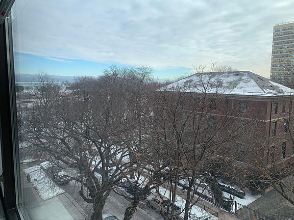 3rd image of 3100 N Lake Shore Dr #18810