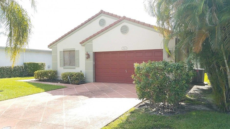 1st image of 761 NW 48th Ave