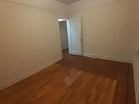 3rd image of 43-35 42nd St #D1