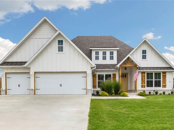 531 Briarwood Ln, Farmington, AR 72730