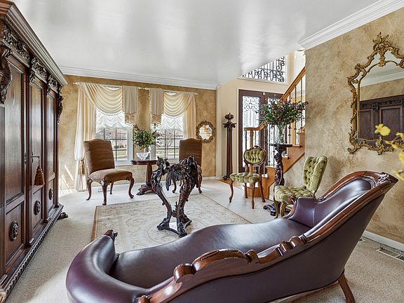 5th image of 24543 Kennedy Cir