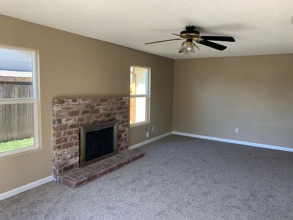 3rd image of 5282 Aspen Way