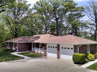 3623 W Stones Crossing Rd, Greenwood, IN 46143