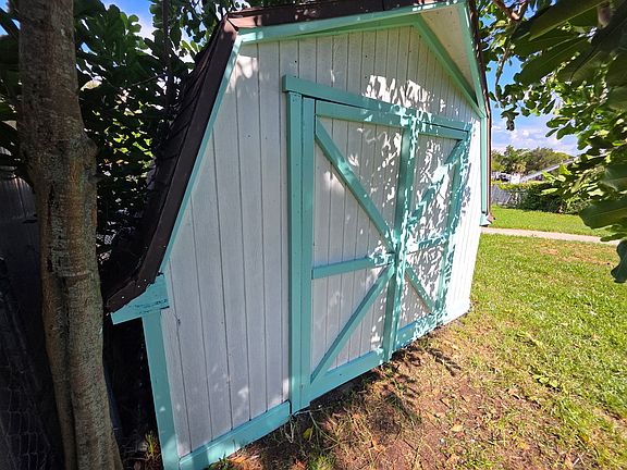 5th image of 14914 Old Dixie Hwy
