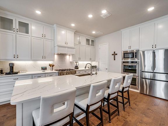 2nd image of 4080 Freeman Way