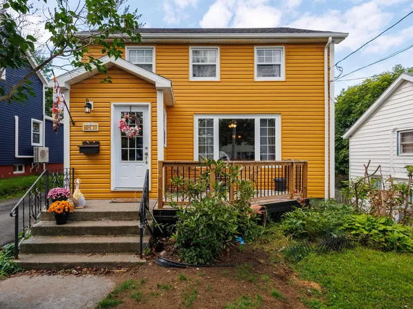 87 Harold St, Sydney, NS B1P 3M2