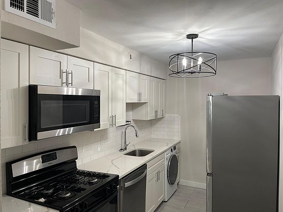 3rd image of 7635 Dale Ave #A