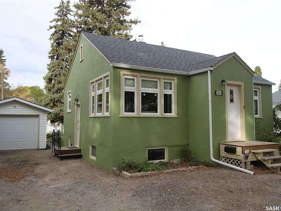 1st image of 1015 H Avenue N