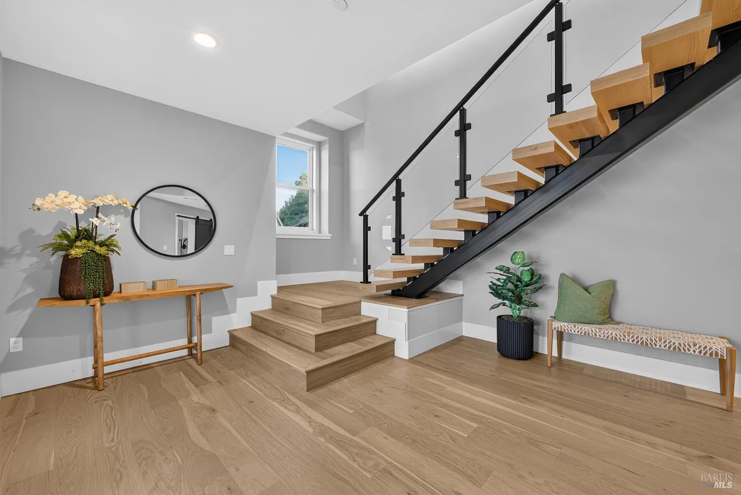 22 Oak Knoll Court - Photo 2