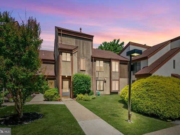 5020 N Convent Ln APT D, Philadelphia, PA 19114