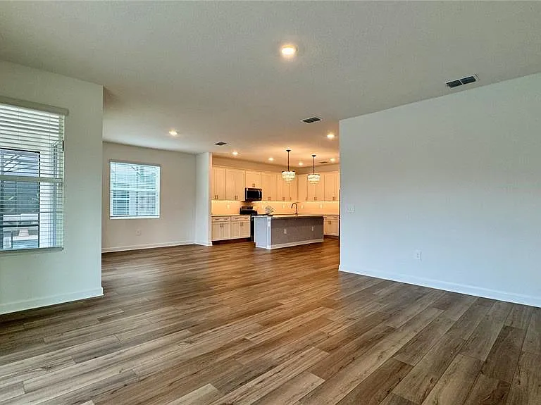 7854 Poplin St — Photo 11