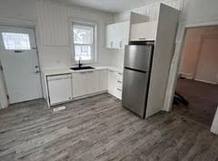 103 Shuter St #1, Quinte West, ON K8V 3L3