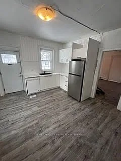 103 Shuter St #1 Photo 1