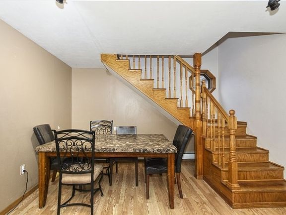 4th image of 409 Cornelia Ave