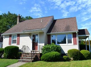 3 Romain Ave, Pompton Lakes, NJ 07442