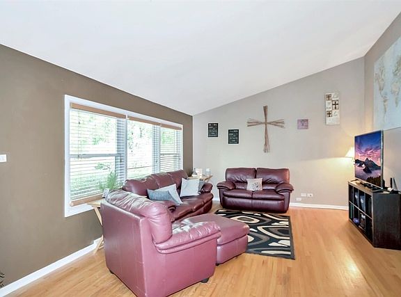 4th image of 12559 S Parkside Ave