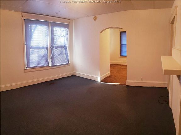 5th image of 700 Garvin Ave