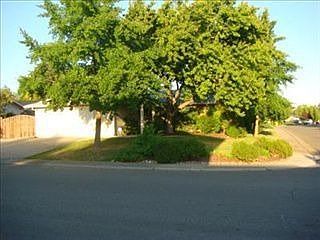 5th image of 8322 Juglans Dr