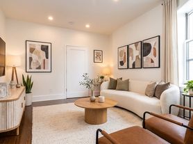 59 E 7th St, New York, NY