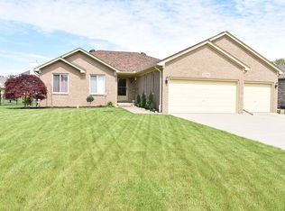 51458 Wilshire Ct, New Baltimore, MI 48047