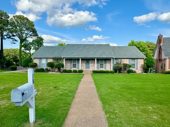 18 Greencastle Dr, Jackson, TN 38305