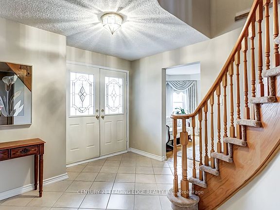 3rd image of 3536 Ellesmere Rd
