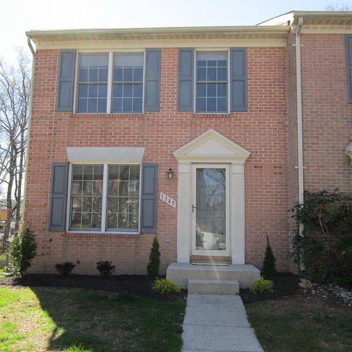 1st image of 1345 Merry Hill Ct