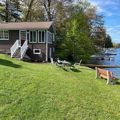 1st image of 46 Lakeshore Dr