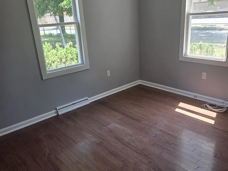 1st bedroom
