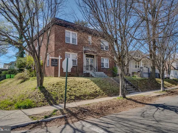 3806 39th St APT 3, Brentwood, MD 20722