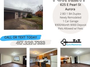 623 & 625 E Pearl St #625, Aurora, MO 65605