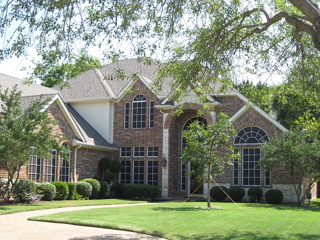 1st image of 2517 Buckingham Dr