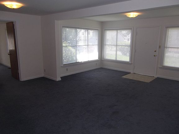 3rd image of 1734 113th St S