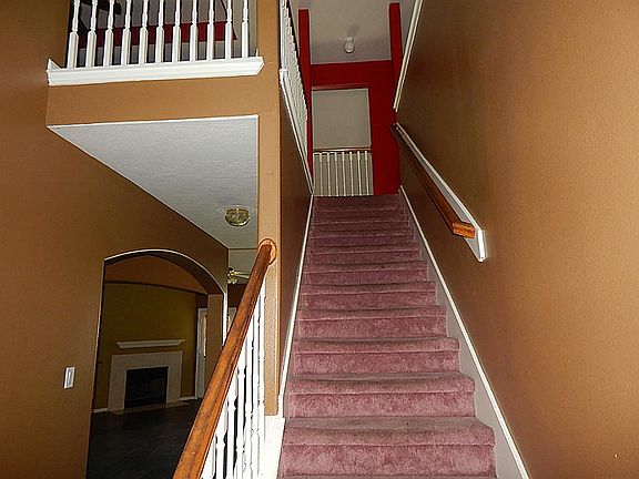 5th image of 2226 Chelsea Vale Dr