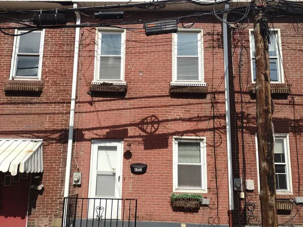 4403 Davison St, Pittsburgh, PA 15201