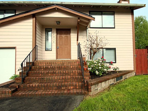 4th image of 17016 5th Ave E