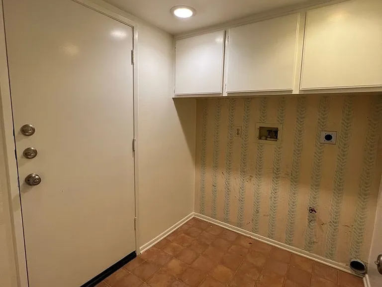 4955 Galano Dr — Photo 13