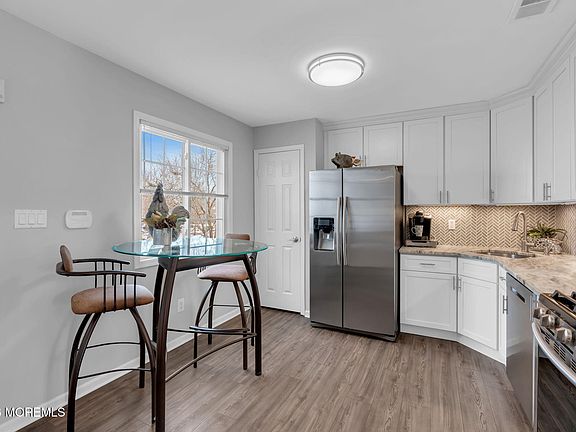 4th image of 72 Winthrop Road #72I