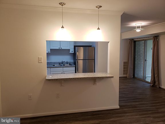 5th image of 12309 Braxfield Ct #443
