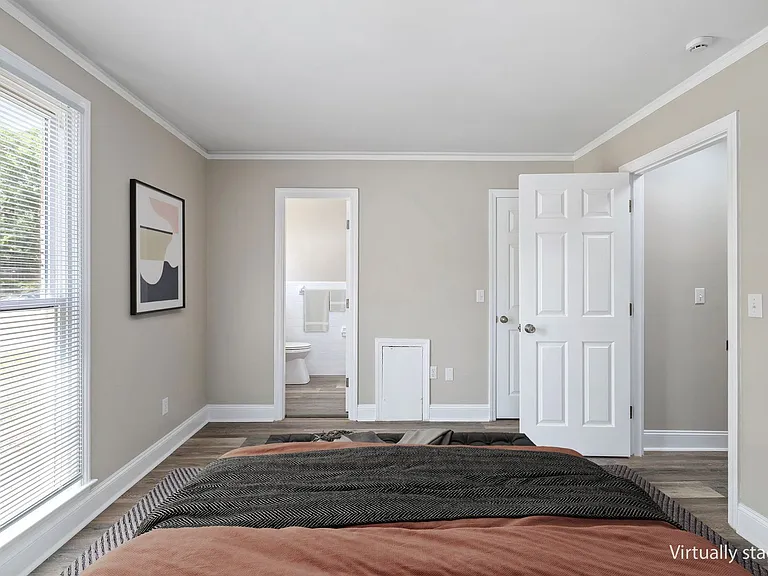 11 Highland Ave — Photo 35