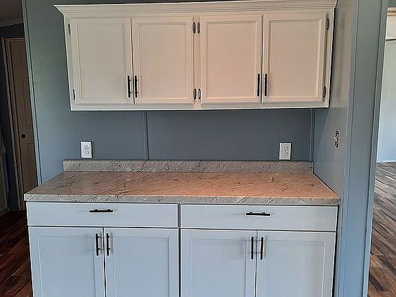 2nd image of 45421 Robby Dr