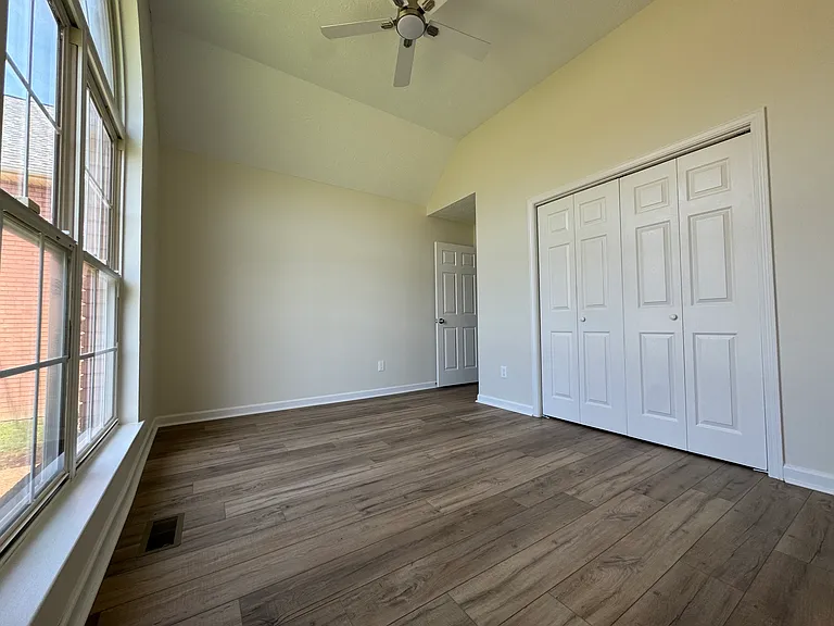 110 Koleberg Trl — Photo 15