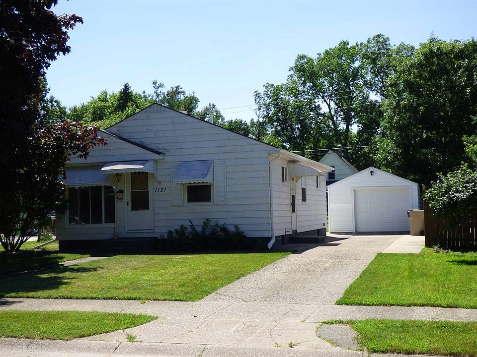 1st image of 1121 Canterbury Dr