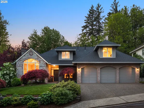 13447 Streamside Ct, Lake Oswego, OR 97035