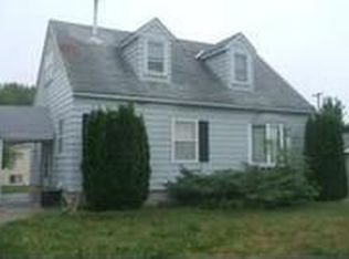 606 5th St SE, Dodge Center, MN 55927